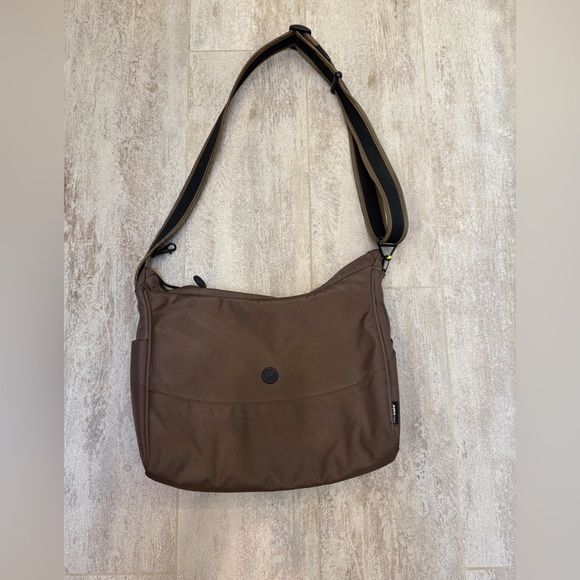 Pacsafe Citysafe 200 Secure Shoulder Crossbody Bag - Picture 1 of 4